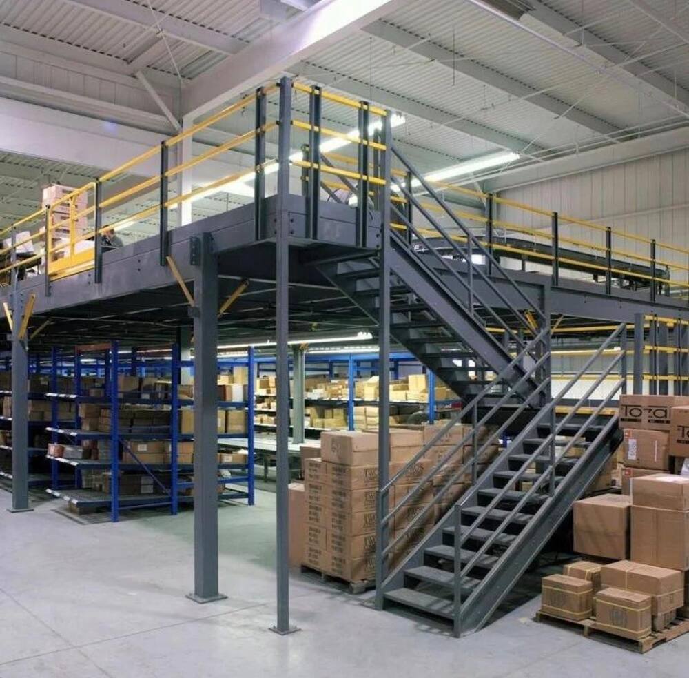 Steel mezzanine storage floor structure