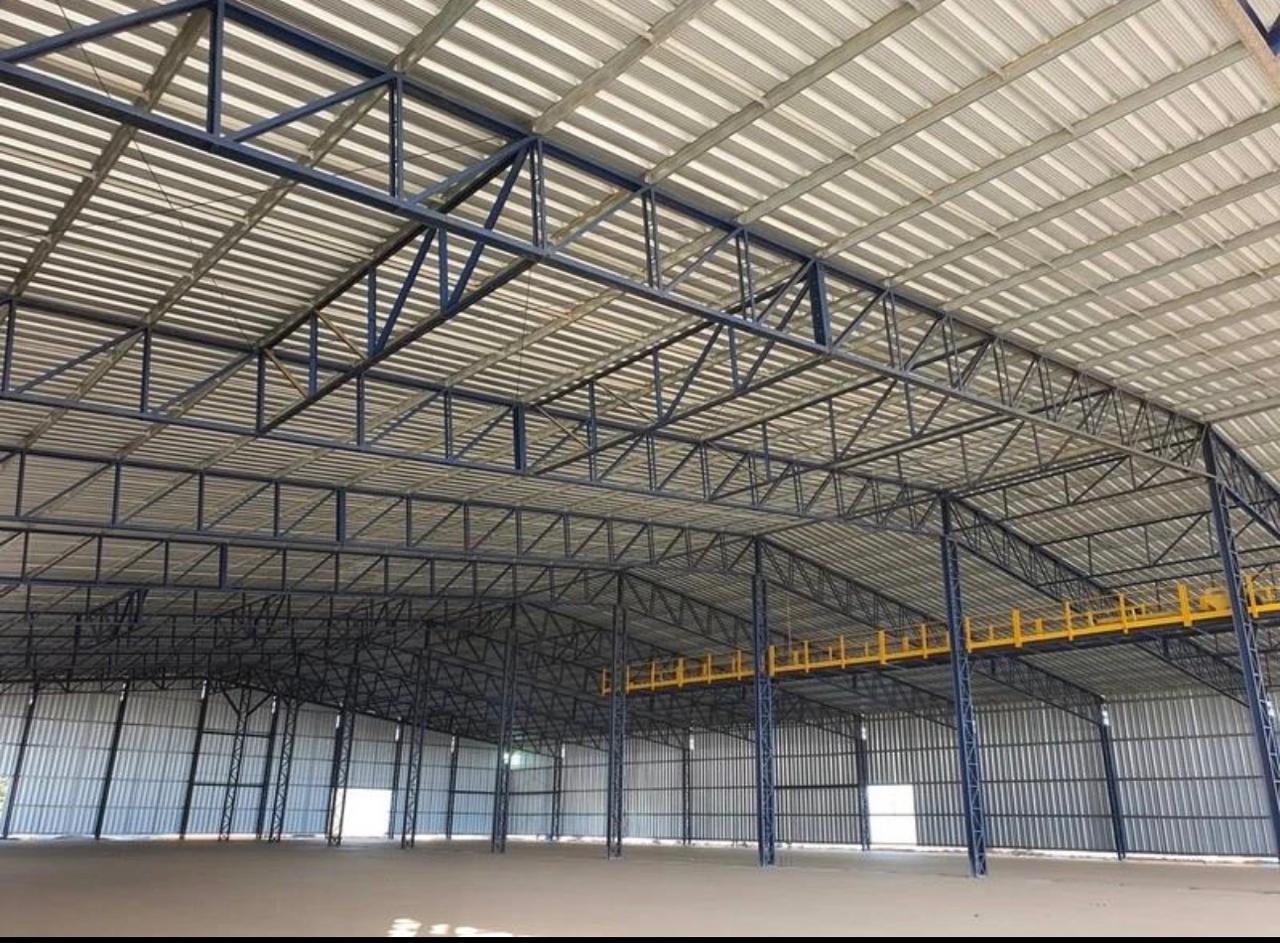 Steel structure warehouse construction (PEB)
